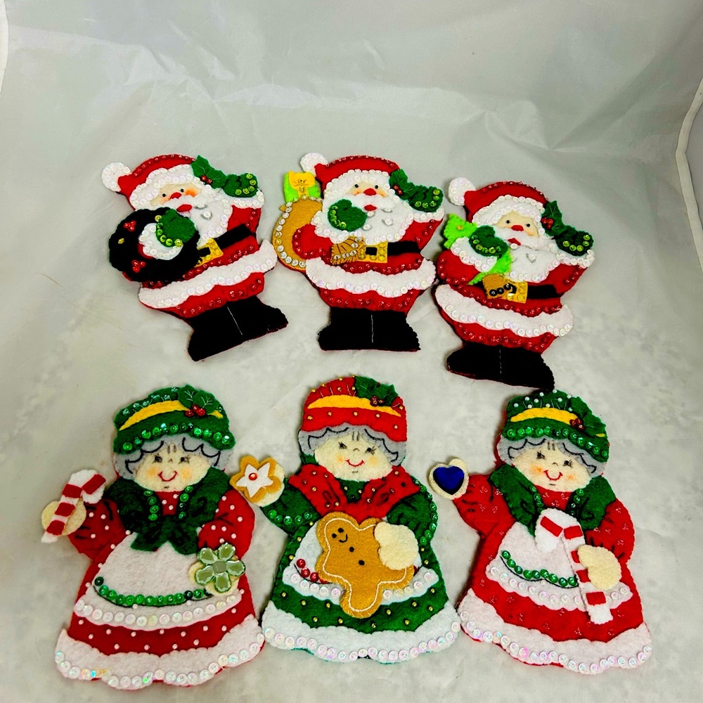 Vintage‎ Lot Christmas Felt & Sequin 7” Santa and Mrs Claus Decorations NH